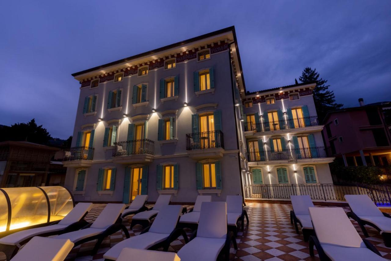 Hotel Gardone Palace 4*