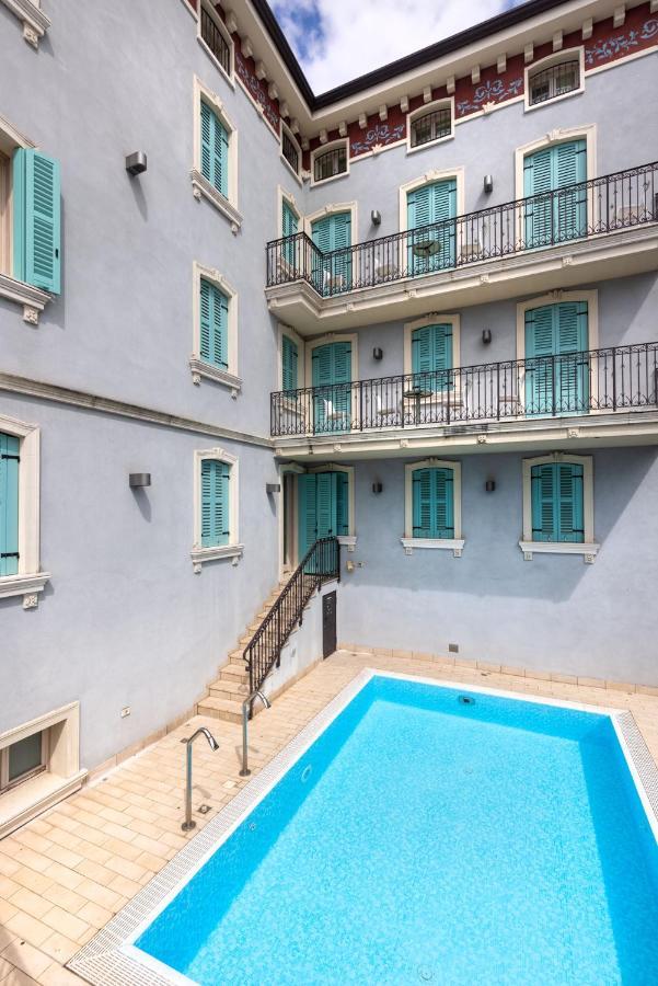 Hotel Gardone Palace