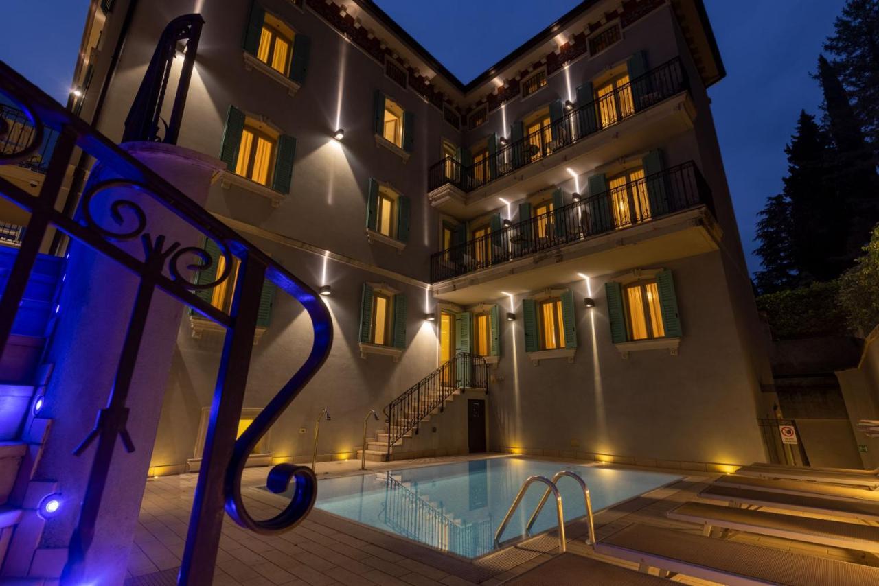 Gardone Palace 4*