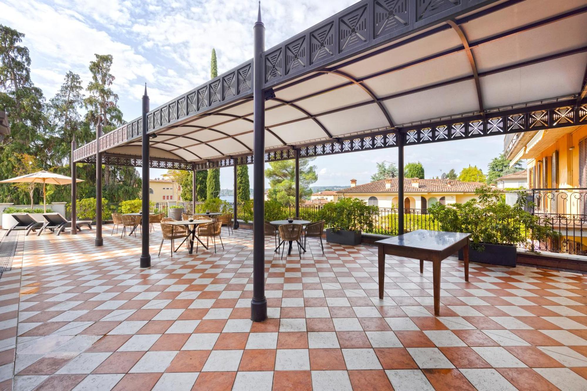 Gardone Palace 4* Gardone Riviera