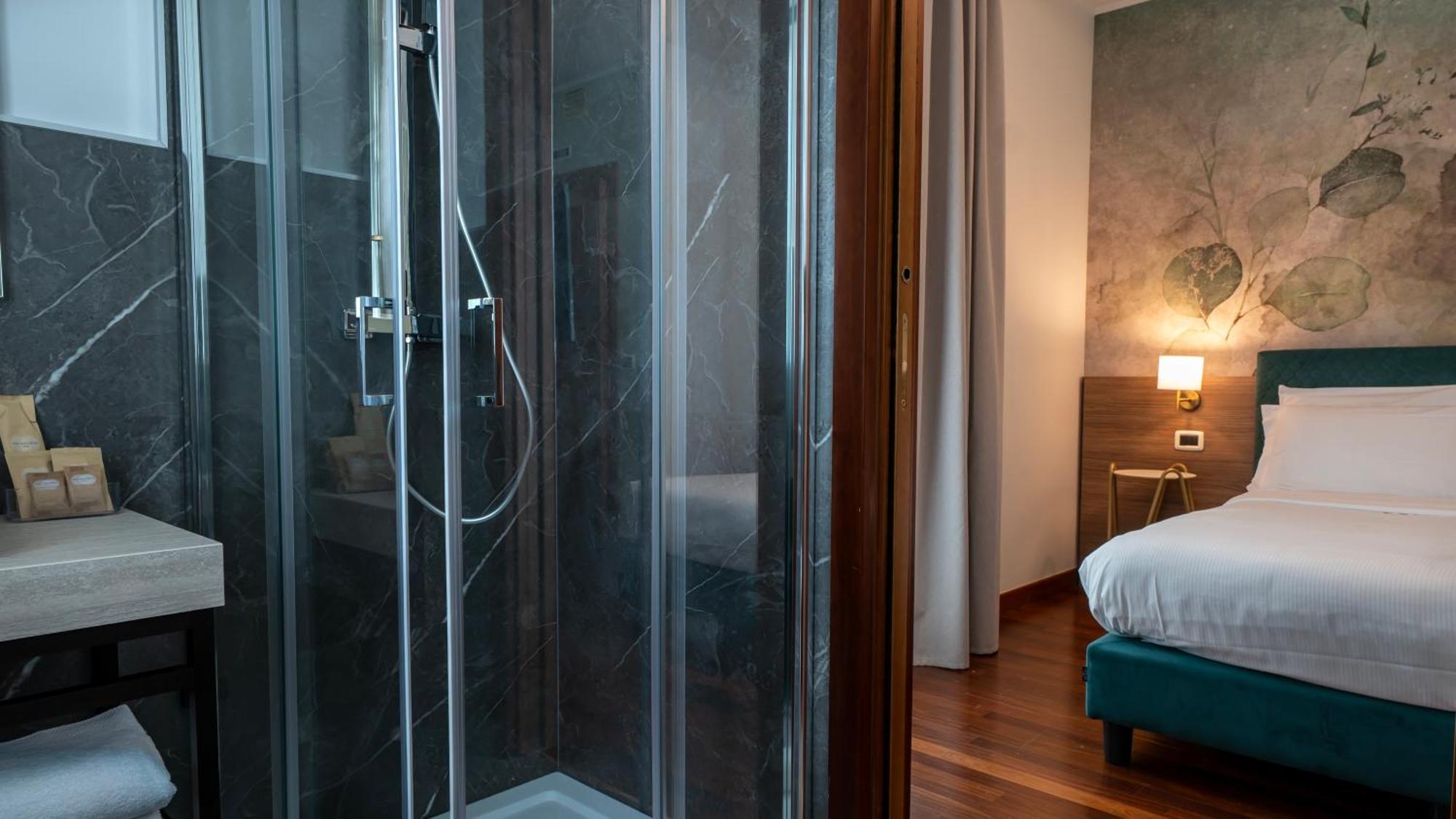 Gardone Palace Hotel 4*
