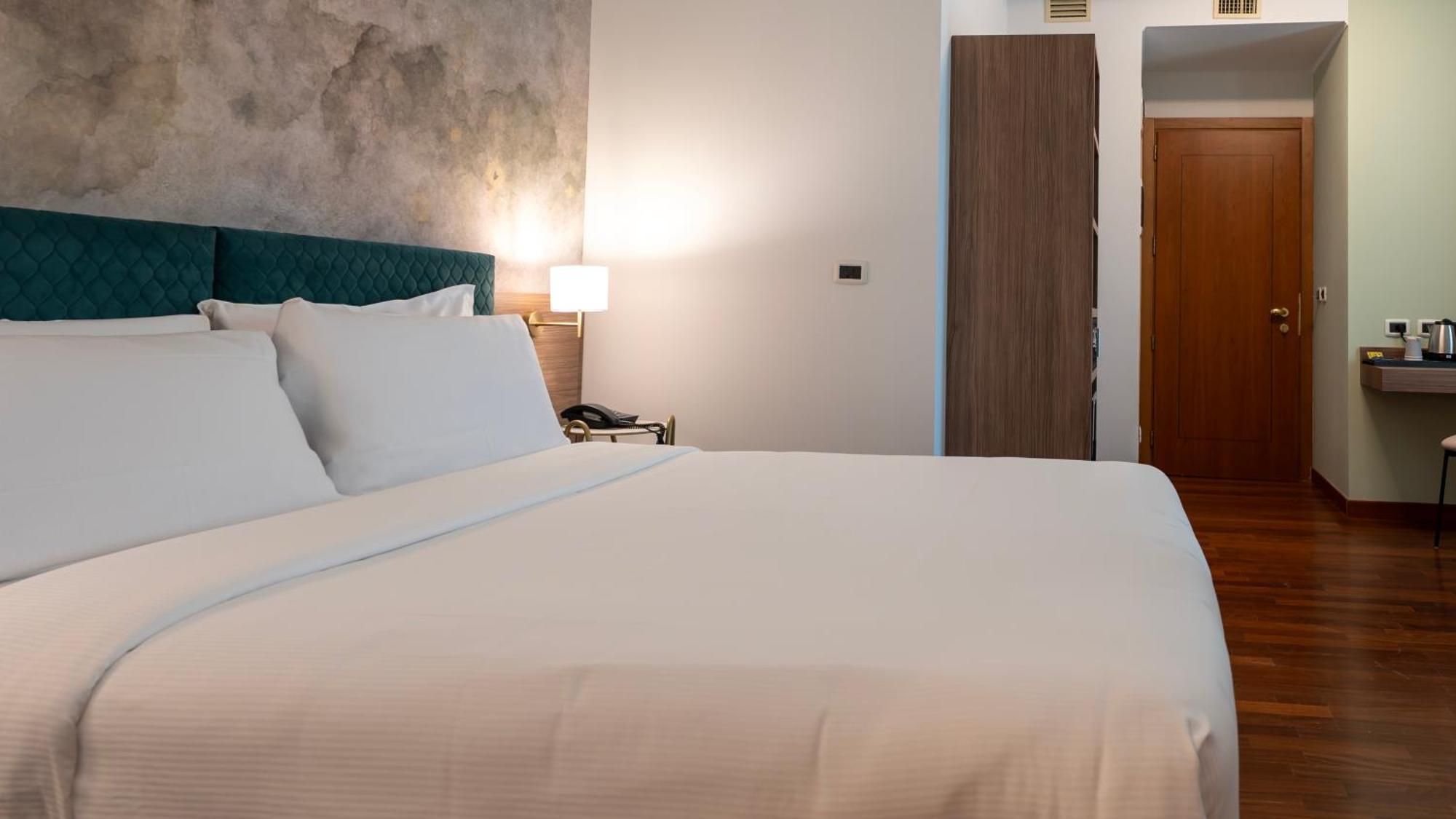 Hotel Gardone Palace 4*