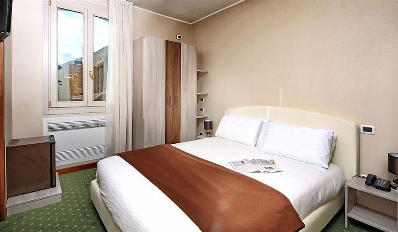 Gardone Palace 4*